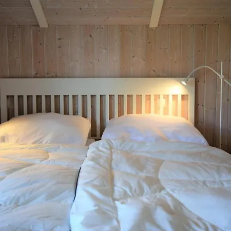 Apartment Lille Bo Kranichring 114